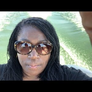 Meet your Posher, Cheryl